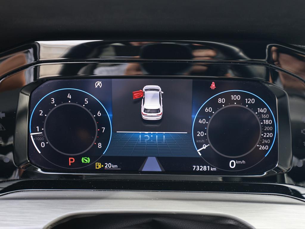 Volkswagen Golf VIII 1.5 eTSI Style PANO LED ACC SHZ PDC, миниатюра 13