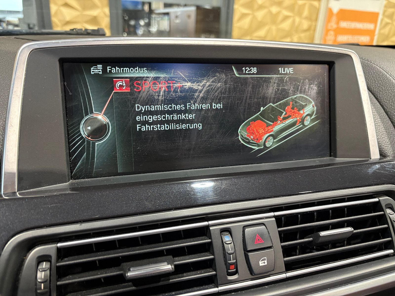 Fahrzeugabbildung BMW 640 Cabrio d xDrive/KAMERA/NAVI/MEMORY/BI-XENON