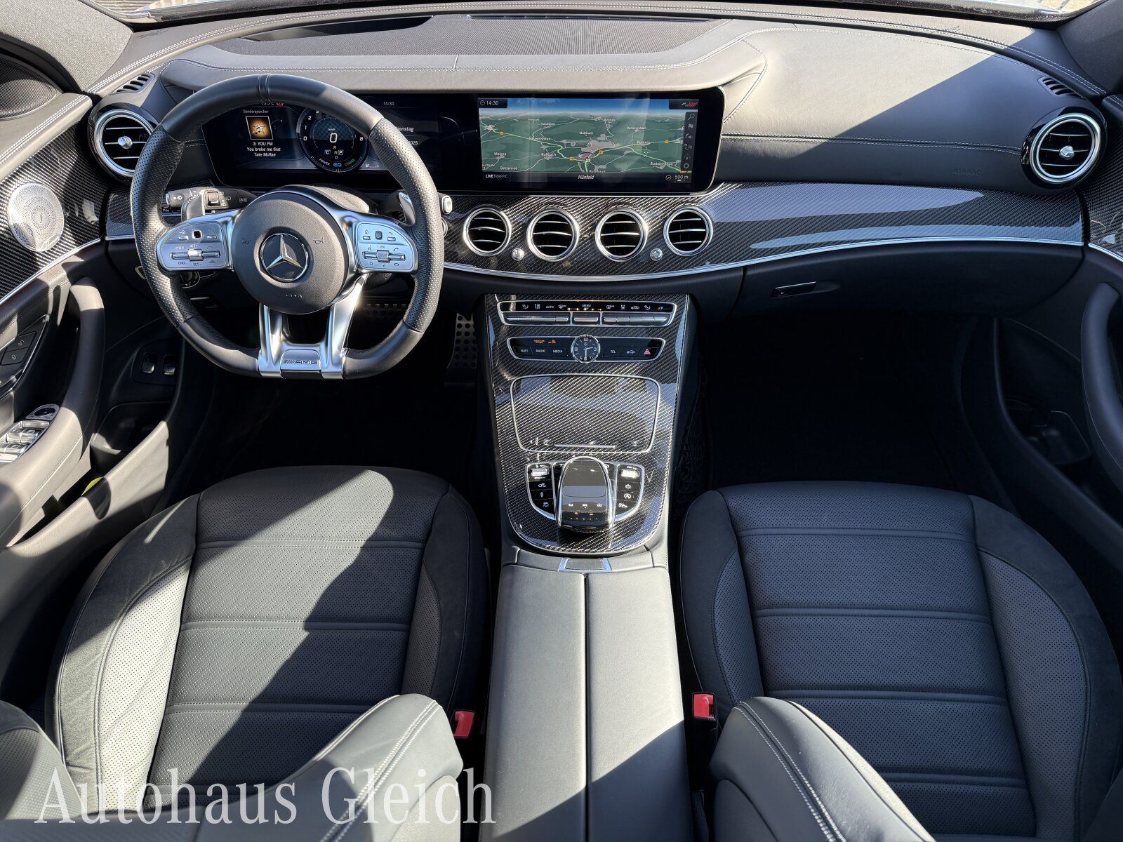 Fahrzeugabbildung Mercedes-Benz Mercedes-AMG E 53 4MATIC+ T-Modell MultiBeam/AMG