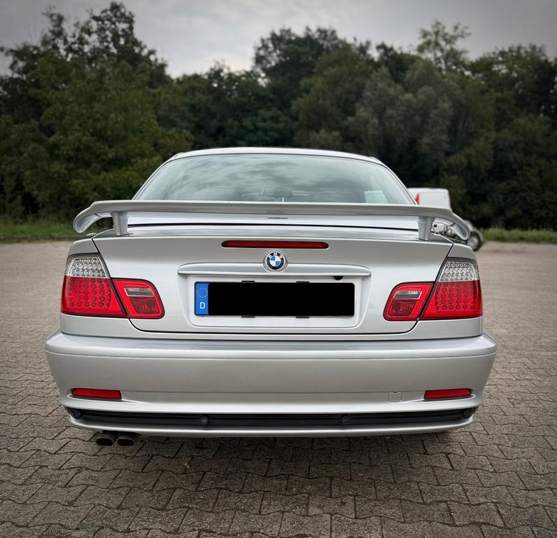 BMW 323