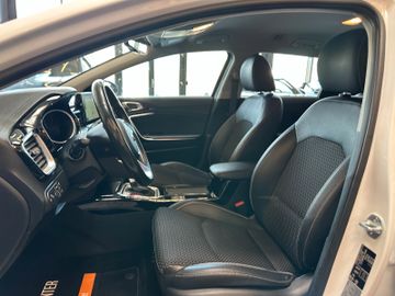 MYAUTOCENTER – Gebraucht- und Jahreswagen mit Werkstattservice in Pfaffenhofen Kia cee'd Sportswagon *Kamera*LED*PDC*