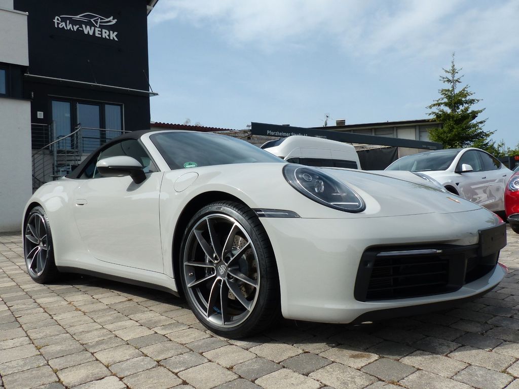 Image of Porsche 992