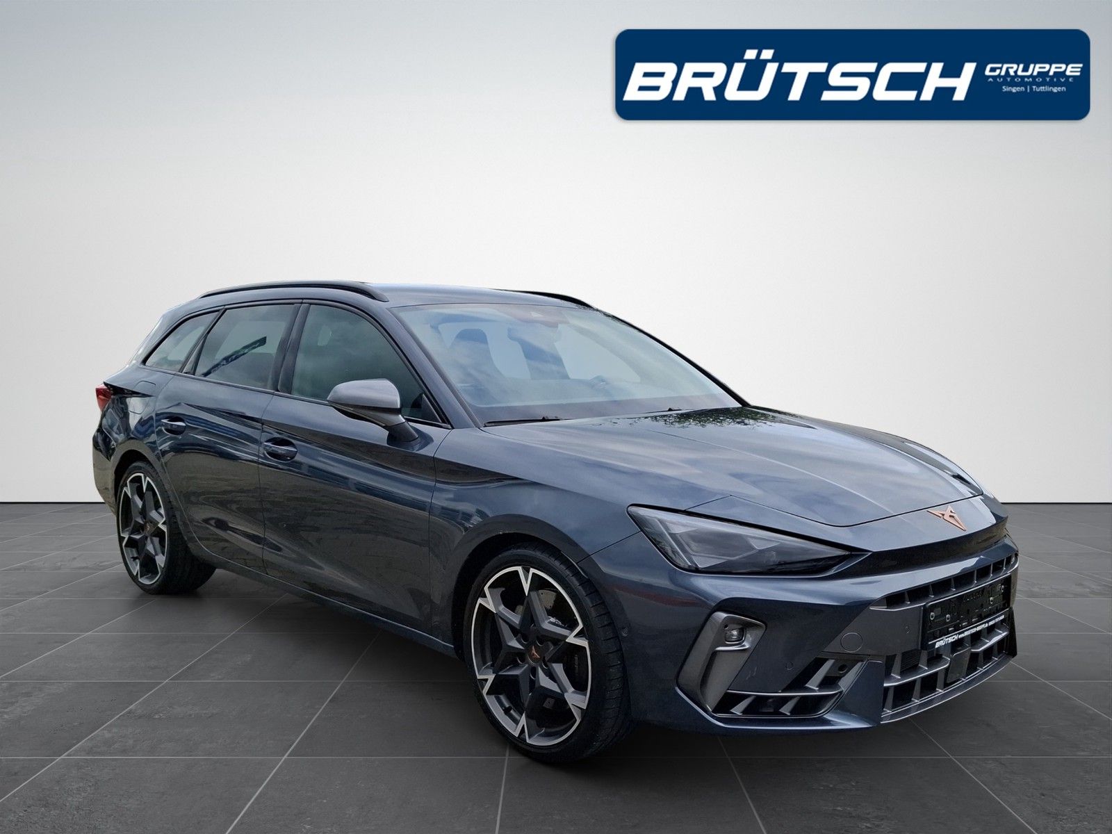 CUPRA Leon VZ 2.0 TSI 4Drive DSG / ACC / AHK/ MATRIX / - Image 2
