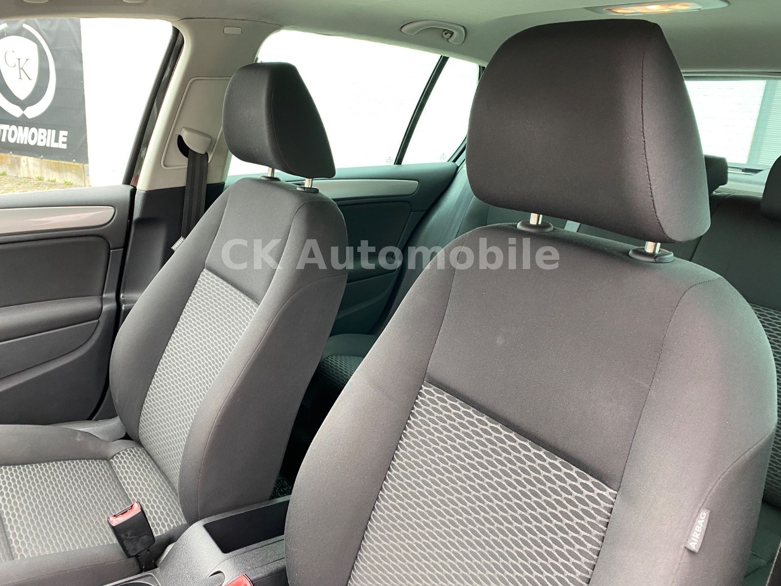 Fahrzeugabbildung Volkswagen Golf VI 1.4 Trendline 5-trg./Klimaanlage