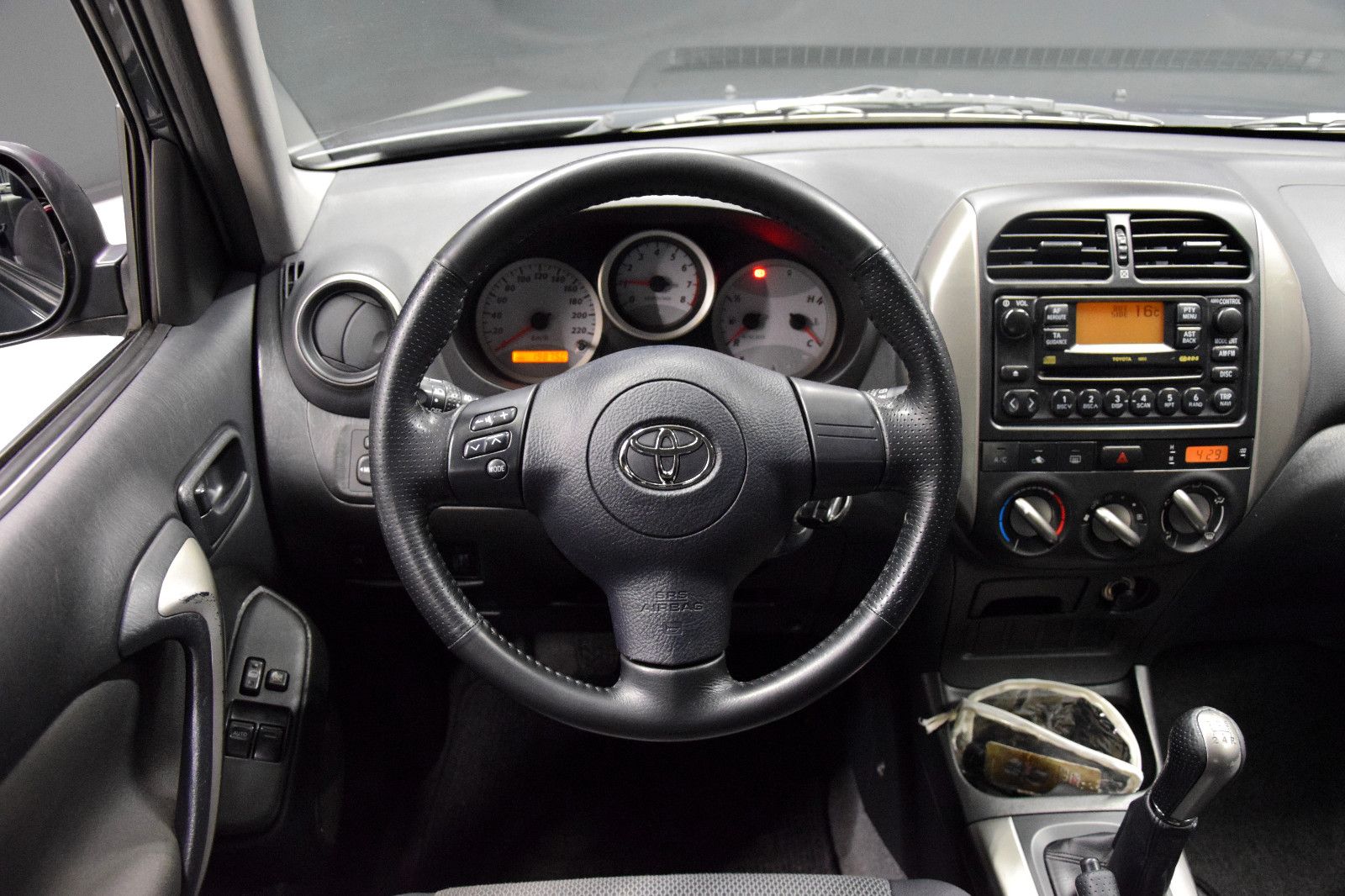 Fahrzeugabbildung Toyota RAV4 1.8 Edition Klimaanlage           *1. HAND*