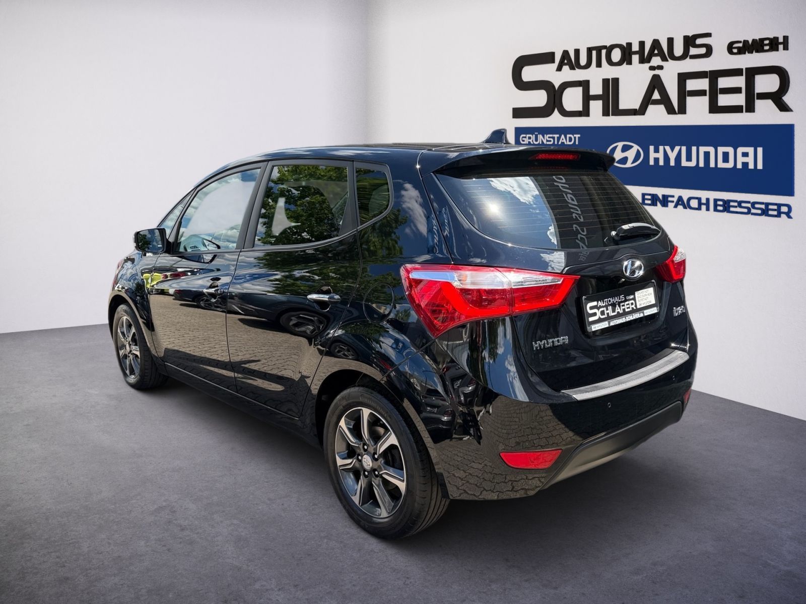 Fahrzeugabbildung Hyundai ix20 1.6 Automatik Space Plus Navi