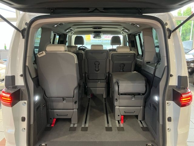Fahrzeugabbildung Volkswagen Multivan T7 LIFE NAVI RFK SHZ PDC