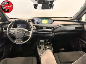 Lexus UX - 11