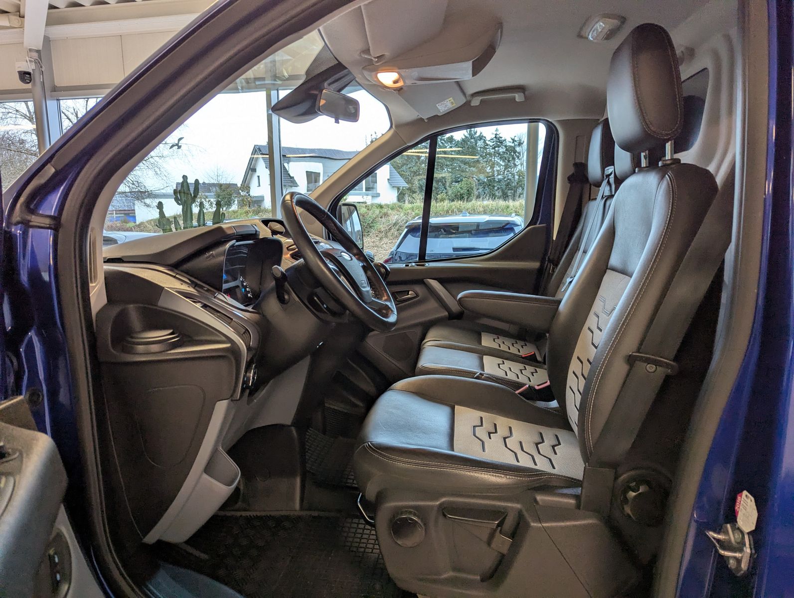 FORD Transit Custom 290 Sport Camper-Umbau Klima AHK - Image 13