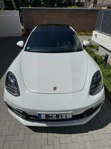 Porsche Panamera 4 - - Porsche Panamera in Bonn