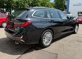 BMW 320 d xDrive Luxury Line STANDH.-LED-LEDER-NAVI - BMW 320 mit Diesel-Antrieb: Leder, Allradantrieb, Kombi
