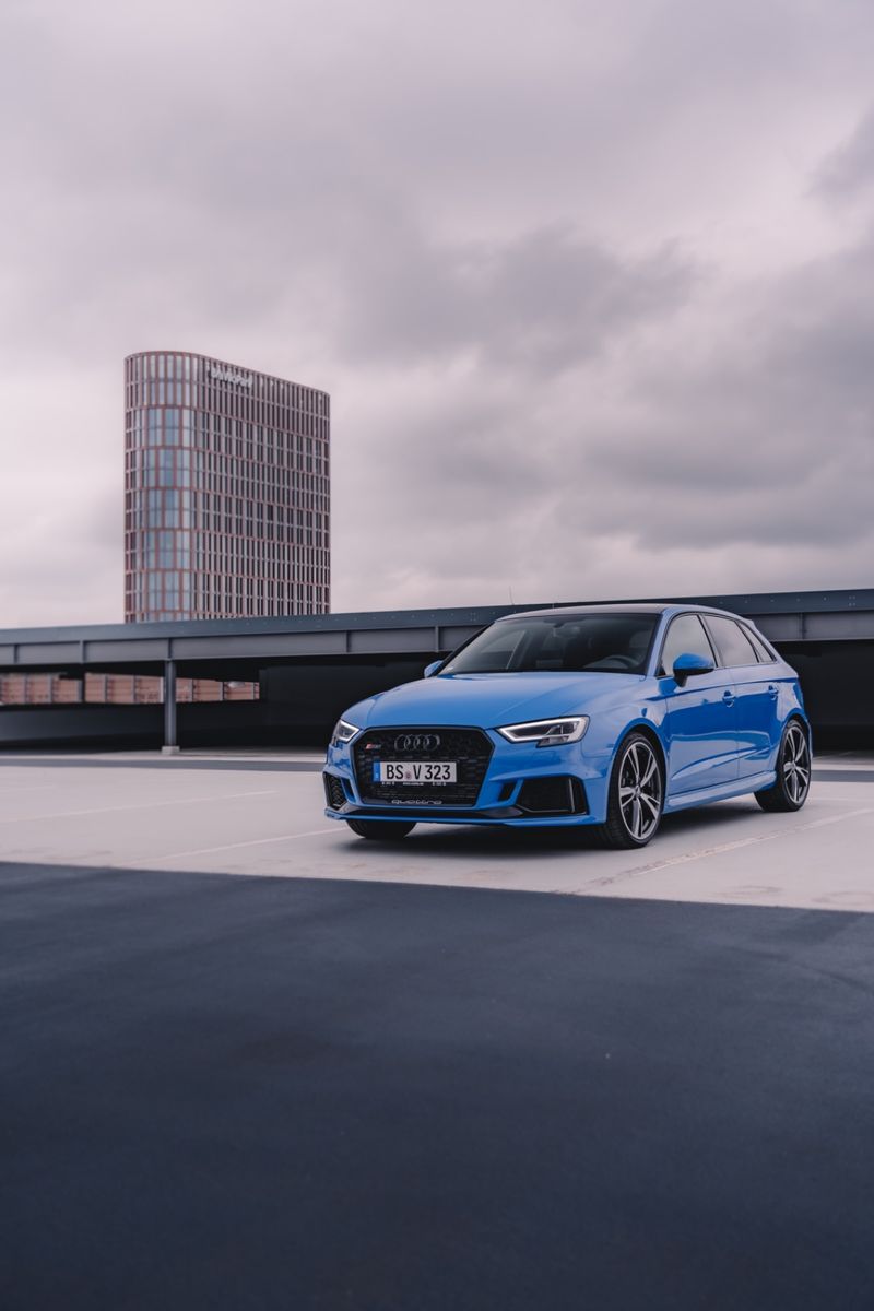AUDI RS3 / 280kmh / TÜV Neu