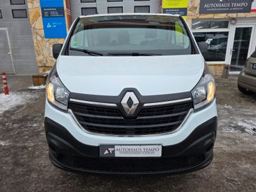 Renault Trafic - 2