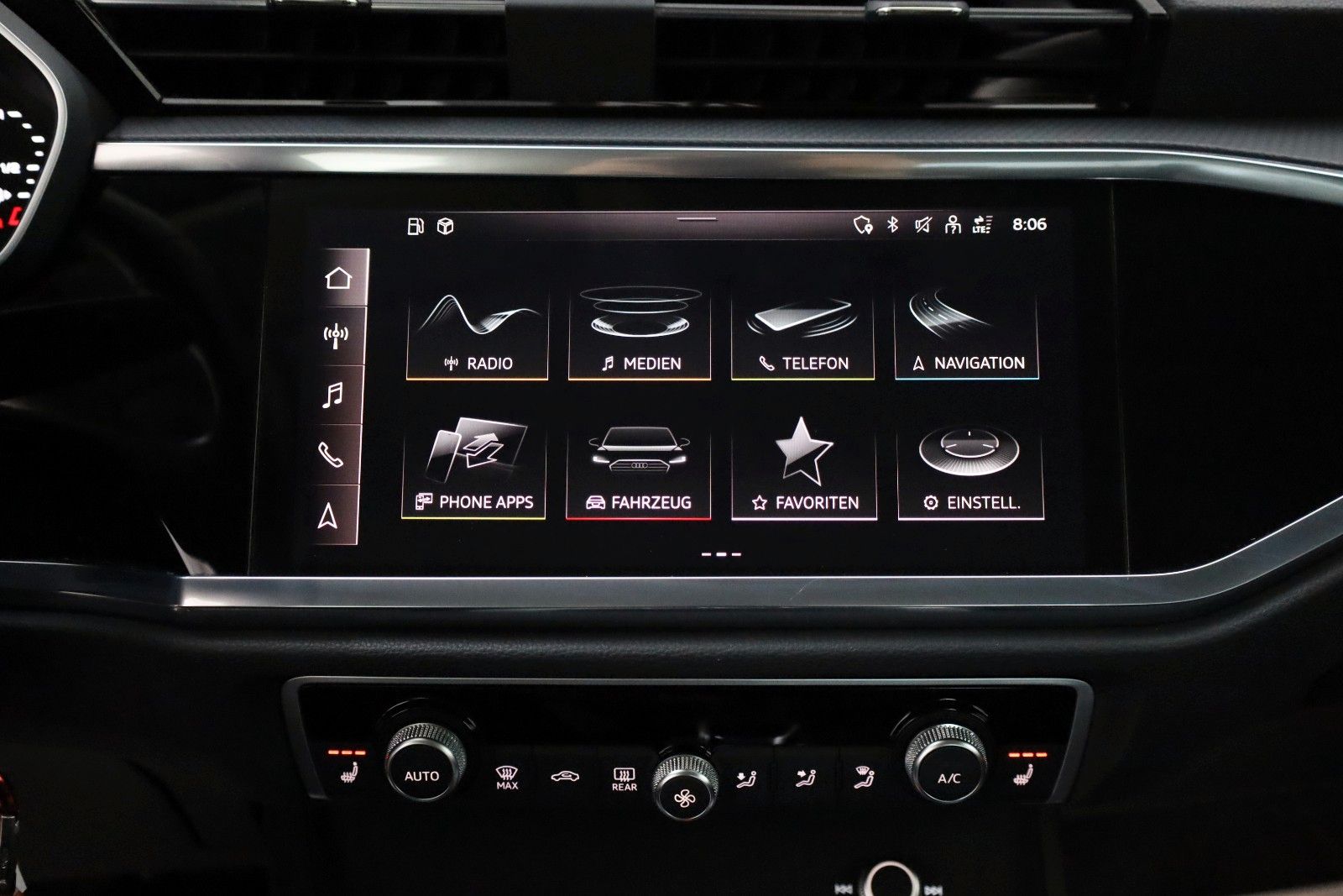 Fahrzeugabbildung Audi Q3 Sportback 45 TFSI e,Leder,Navi,LED,SH,Kamera