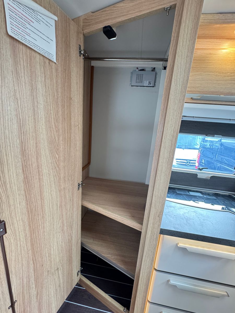 Fahrzeugabbildung Knaus SKI TI 650 MF PLATINUM SELECTION LUFTFEDERUNG 1H