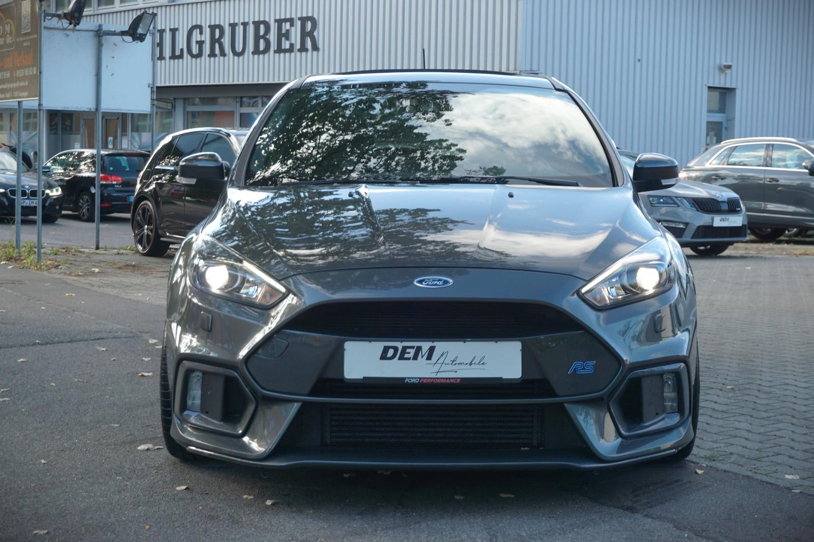 Ford Focus Lim. RS / RECARO / Schiebedach / Wolf /