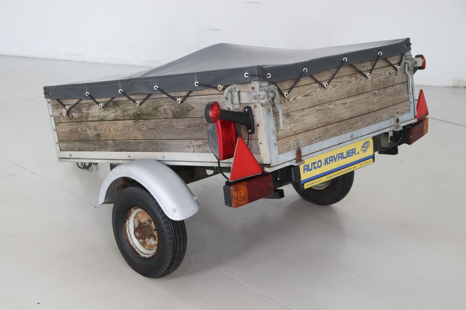 Fahrzeugabbildung Andere HP 400