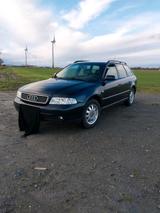 Audi A4 1.6 L EZ 99 - Audi A4 aus 1999: Kombi