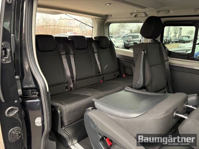 Fahrzeugabbildung Renault Trafic Combi SpaceClass Blue dCi 170 EDC 7-Sitze