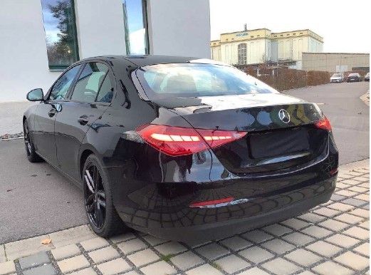 Fahrzeugabbildung Mercedes-Benz C 200d LED+IHC+RKamera+Augment+SpurhalteA