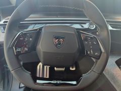 Fahrzeugabbildung Peugeot 3008 Hybrid 136 GT AHK, Active Drive Assist
