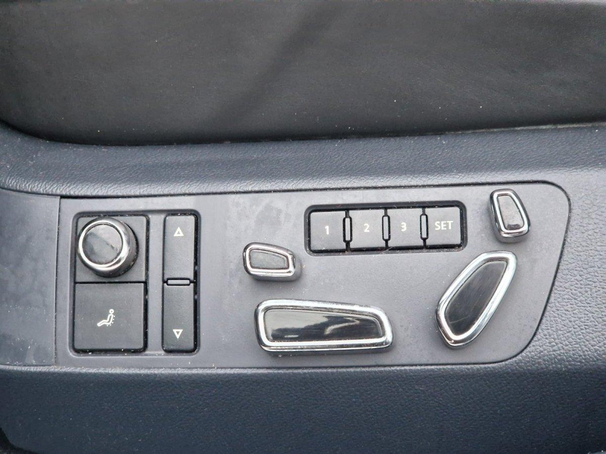 Volkswagen Phaeton V8  ACC Xenon Leder Kamera Dynaudio Stan