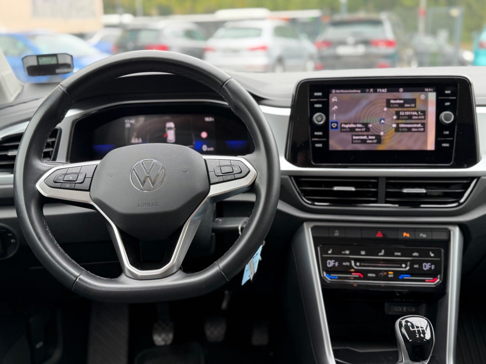 Volkswagen T-Roc Life, миниатюра 23