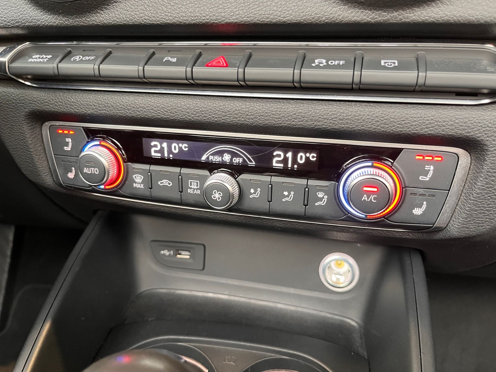 Fahrzeugabbildung Audi A3 Cabriolet  S line KAM LED ALU