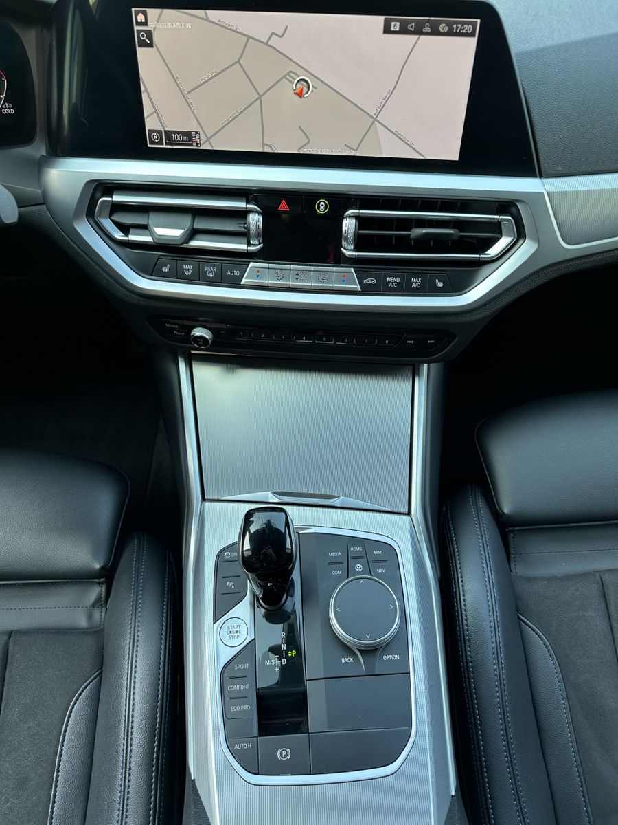 Fahrzeugabbildung BMW 320d Touring M-Sport NAV+LASER+ACC+HEAD-UP+19ZO