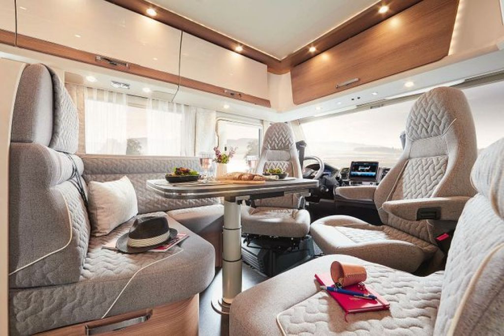 Fahrzeugabbildung Malibu I 460 LE Touring