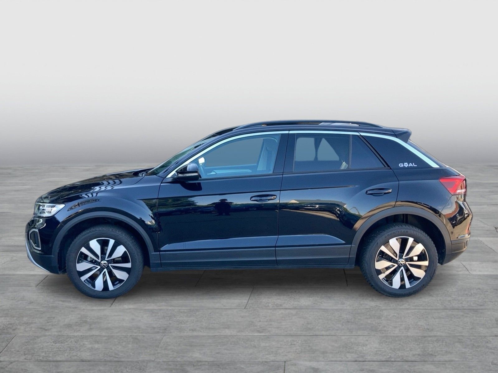 Fahrzeugabbildung Volkswagen T-Roc TSI Goal DSG LEDplus Navi AID ACC SHZ Park