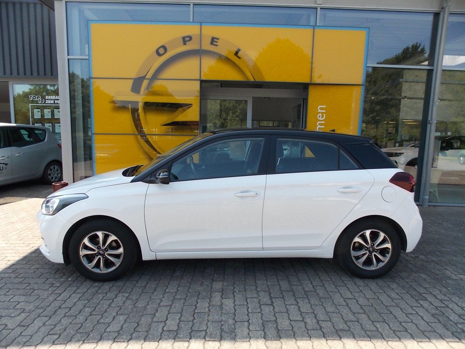Hyundai i20 1.2 Trend blue