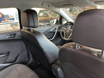 Opel Astra J Lim. 5-trg. Energy *TEMPOMAT*LKHZ*AHK*