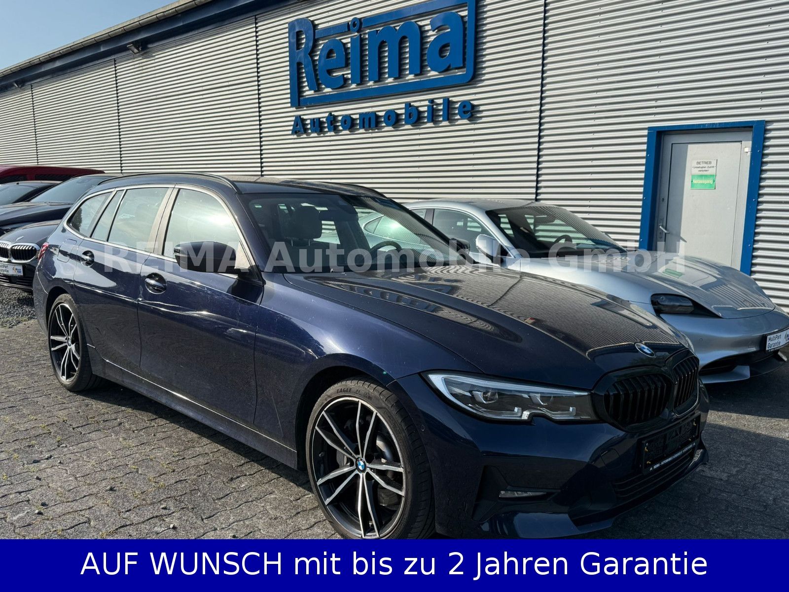 Fahrzeugabbildung BMW 330 e Touring Individual, LED, Leder, AHK