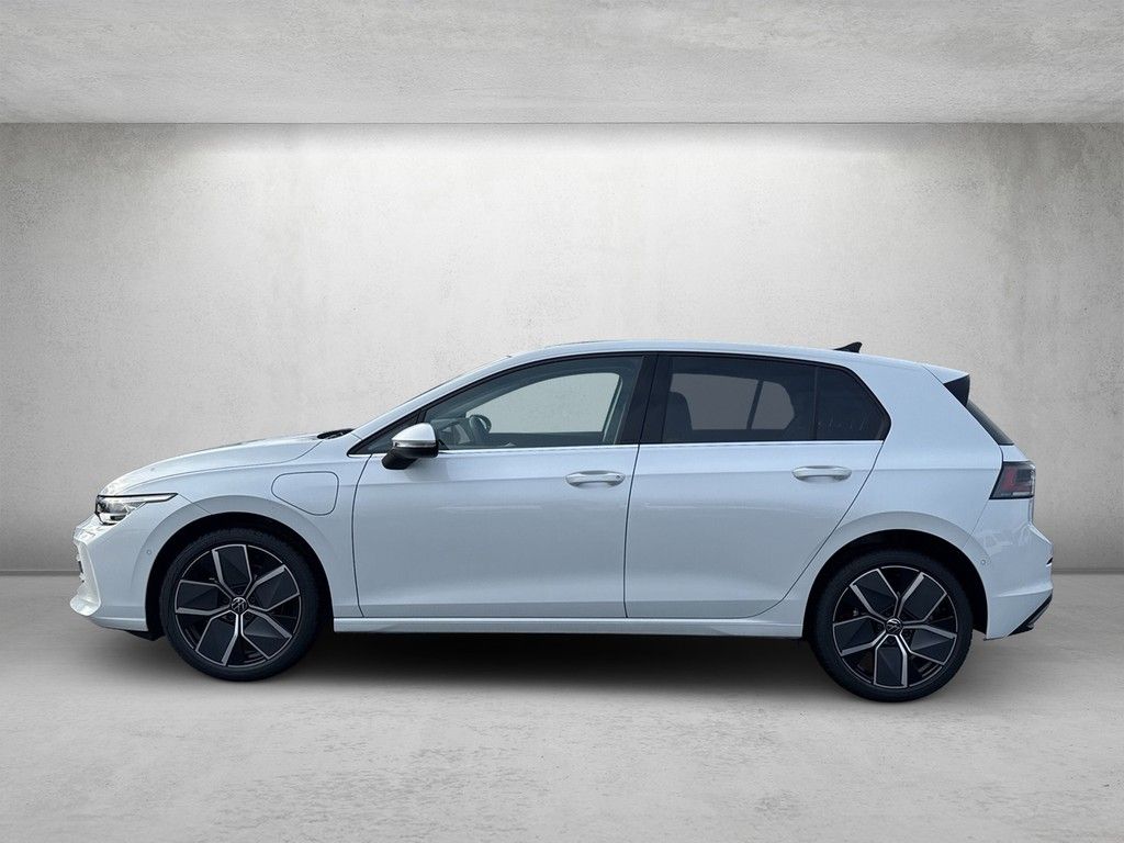 Volkswagen Golf 1.5l TSI eHybrid DSG Style foto 2