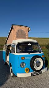 Volkswagen T2 - blaue Volkswagen T2