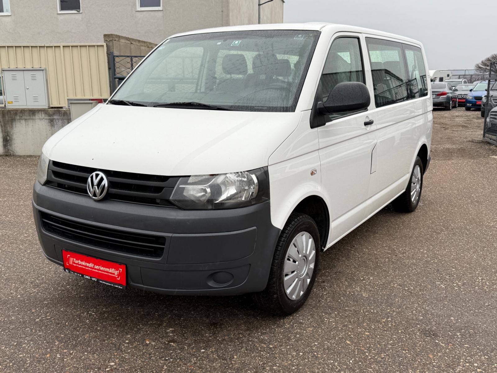 Volkswagen T5 Kombi 2,0 TDI KLIMA 1 BESITZER 9 SITZE