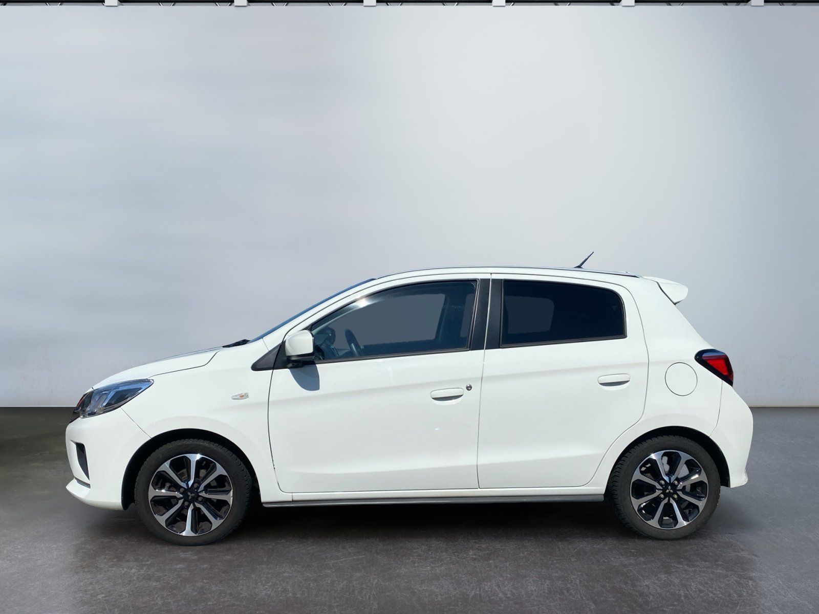 Mitsubishi Space Star Select+ 1,2 l MIVEC CVT Tempomat Klim imagem 3