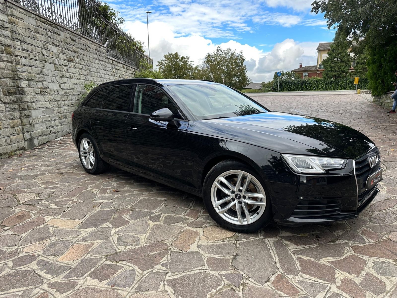 Audi A4 - 1