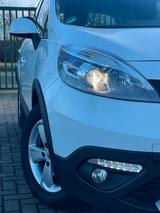 Renault Scenic Authentique ENERGY TCe 115 - Renault Scenic Authentique mit Benzin-Antrieb