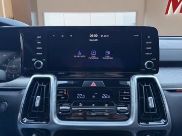 Kia Sorento 2.2D Platinum AWD DCT8 AHK NAV Glasdach