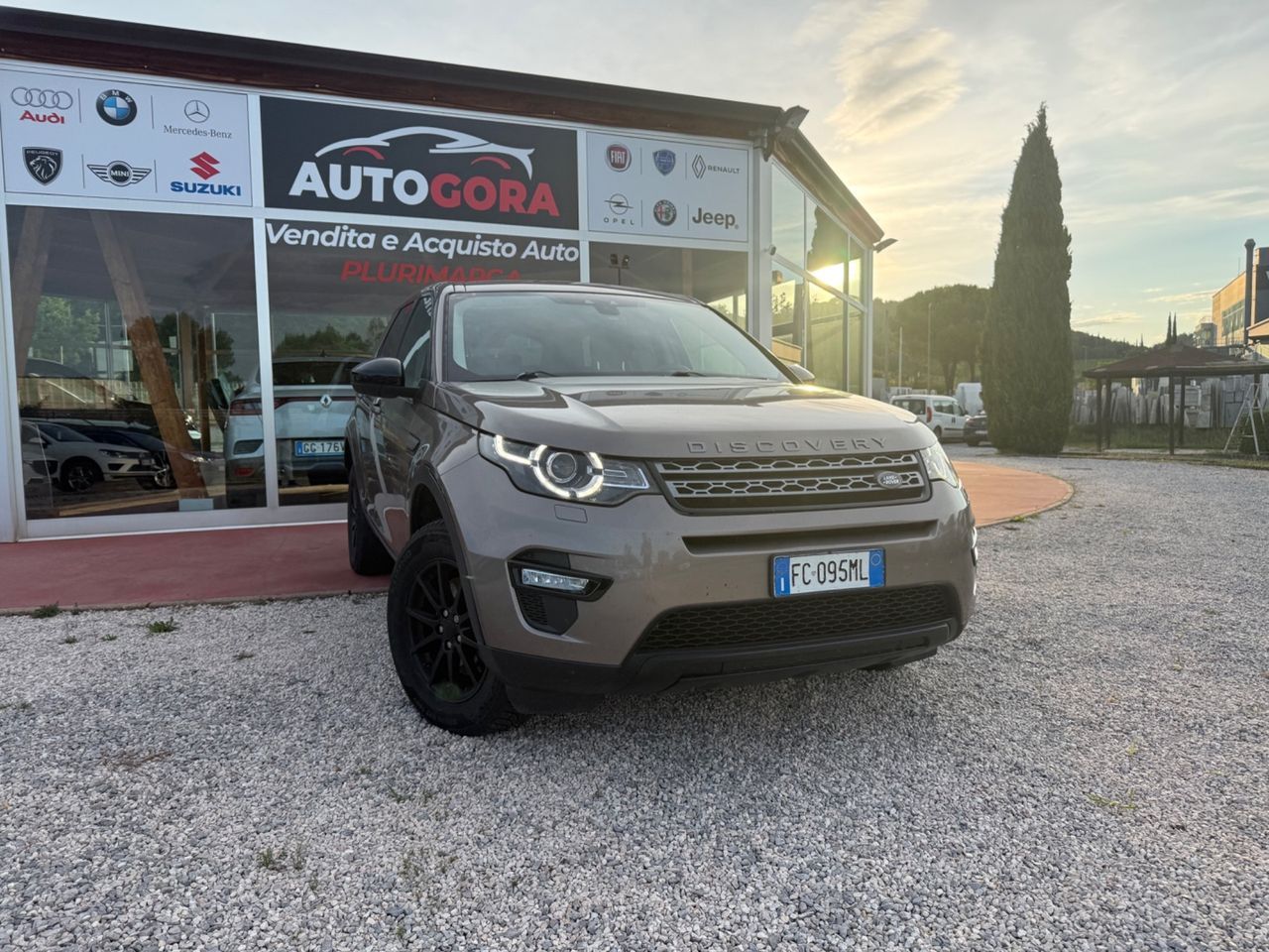 Land-Rover Discovery Sport - 1