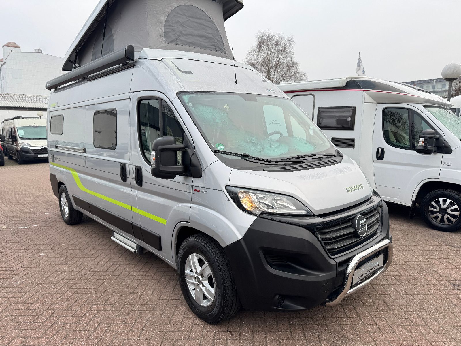 Fahrzeugabbildung HYMER / ERIBA / HYMERCAR YOSEMITE 600 CROSSOVER FIAT SCHLAFDACH LÄNGSBETT