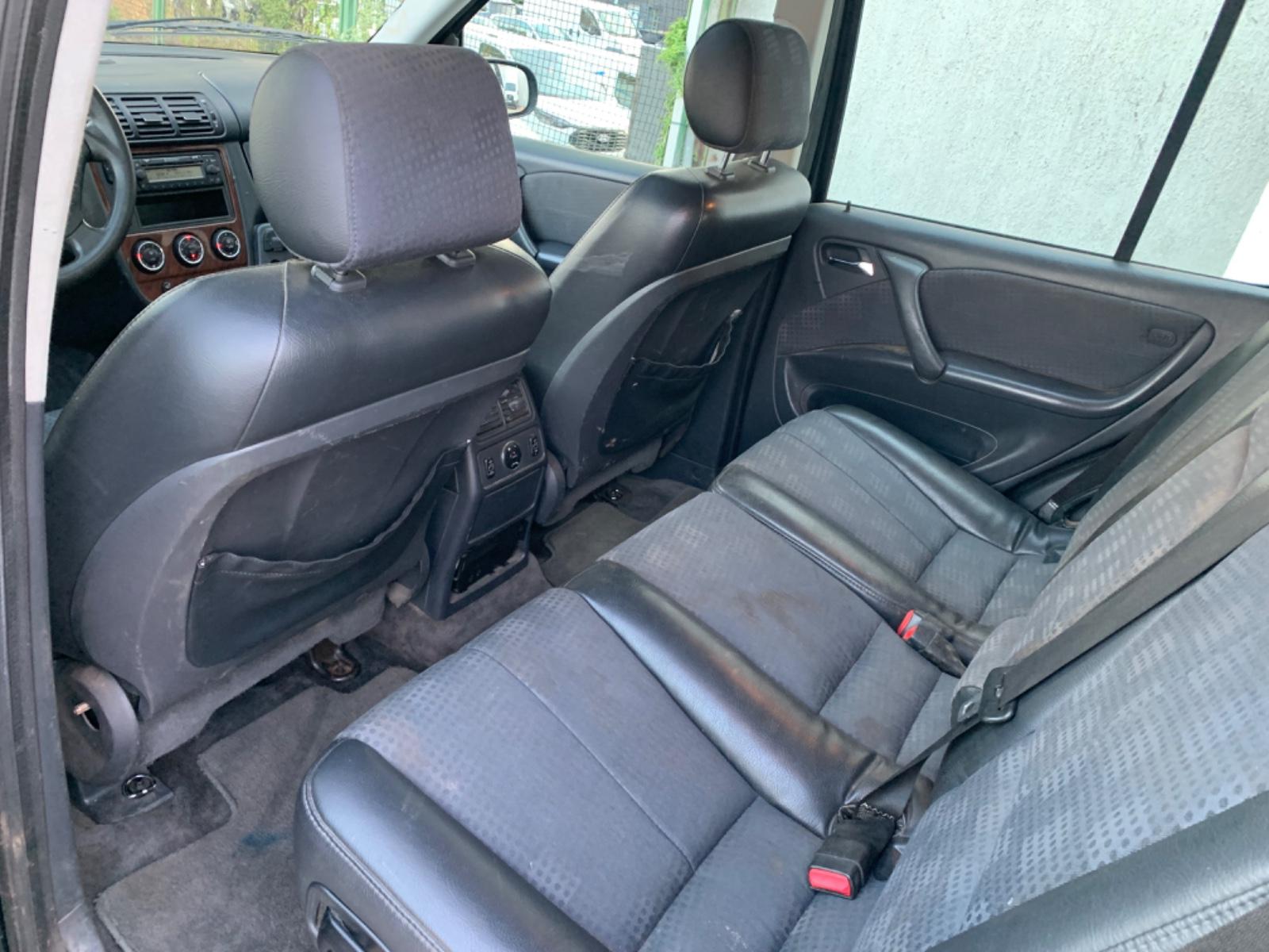 Mercedes-Benz ML270 2004 — photo 16