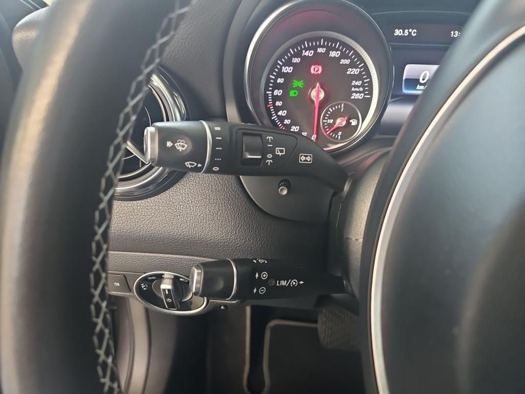 Fahrzeugabbildung Mercedes-Benz GLA 180 Urban AHK LED SHZ Navi GRA el.Heck KAM