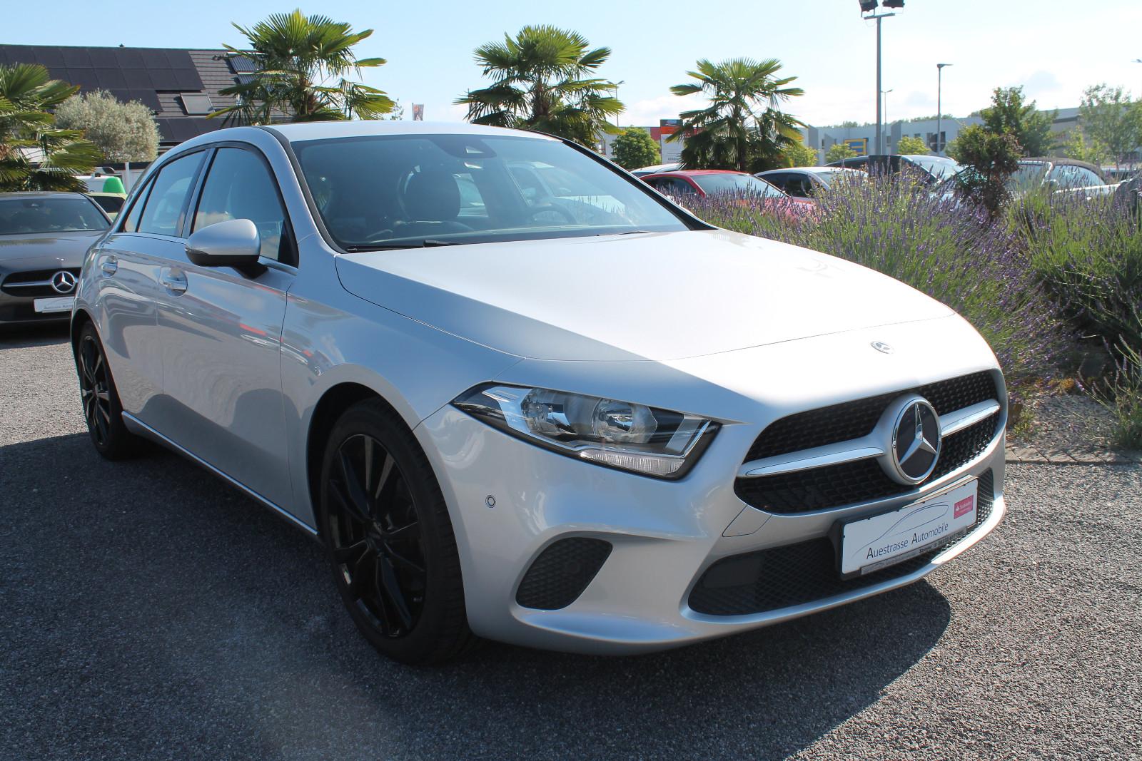 Mercedes-Benz A 200, Automatik, Navi, Kamera, SHZ, Leder, PDC