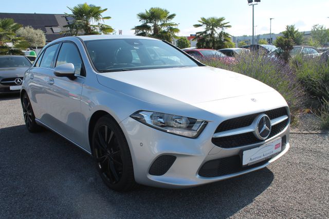 MERCEDES-BENZ A 200, Automatik, Navi, Kamera, SHZ, Leder, PDC