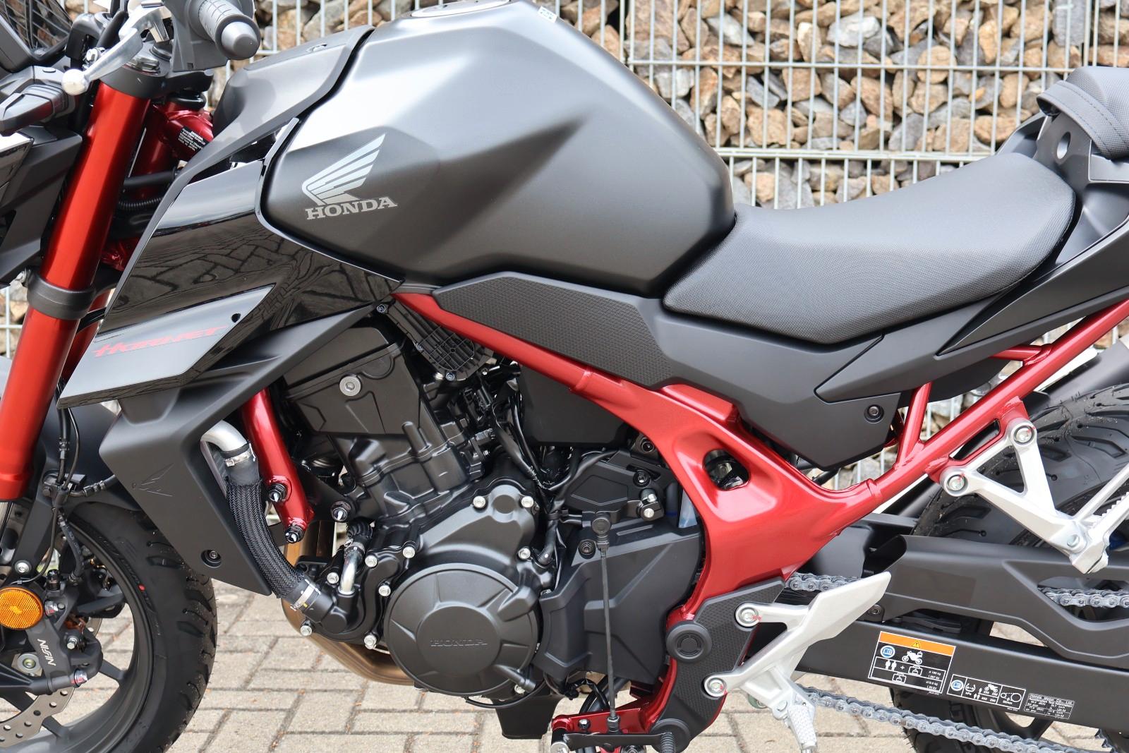 Honda CB 750 Hornet / Tageszulassung / auch in blau