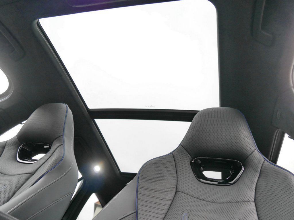 Fahrzeugabbildung Volkswagen Passat Variant 2.0 TDI 4Motion R-Line DSG AHK