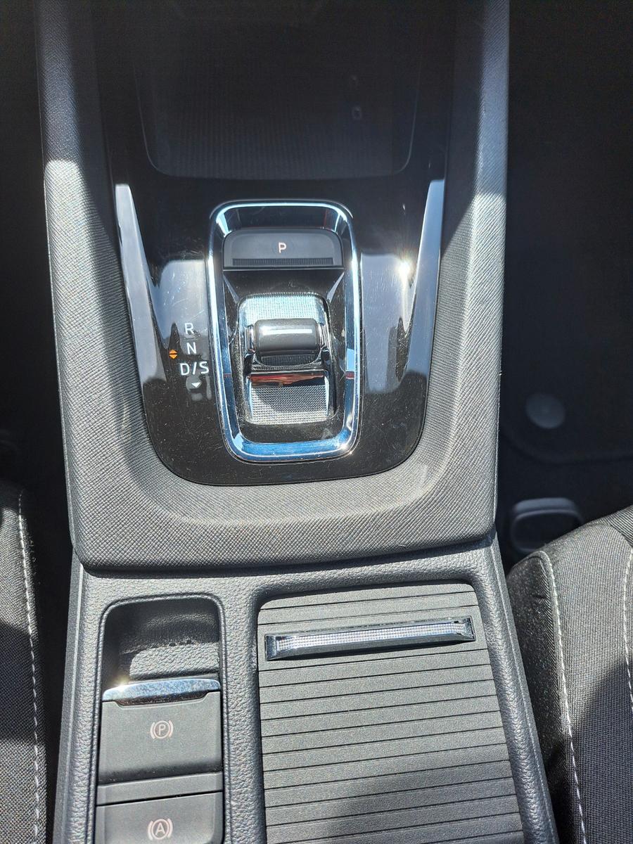 Skoda Octavia Combi Sportline 2.0 TDI DSG-LED-Navi-AHK